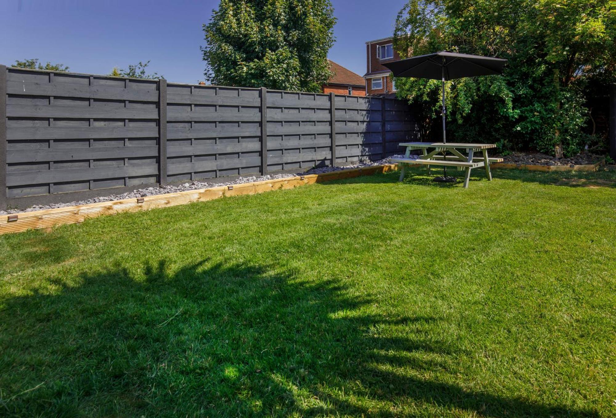The Dodsworth Modern 4 Bedroom House, Sleeps 8 York Eksteriør bilde