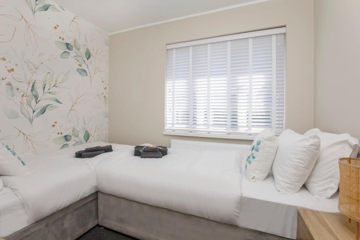 The Dodsworth Modern 4 Bedroom House, Sleeps 8 York Eksteriør bilde